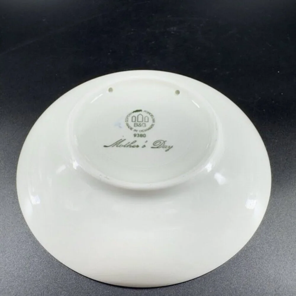 1980 Bing & Grondahl Plate Mothers Day Copenhagen Denmark Round‎ Dish Plate Bird